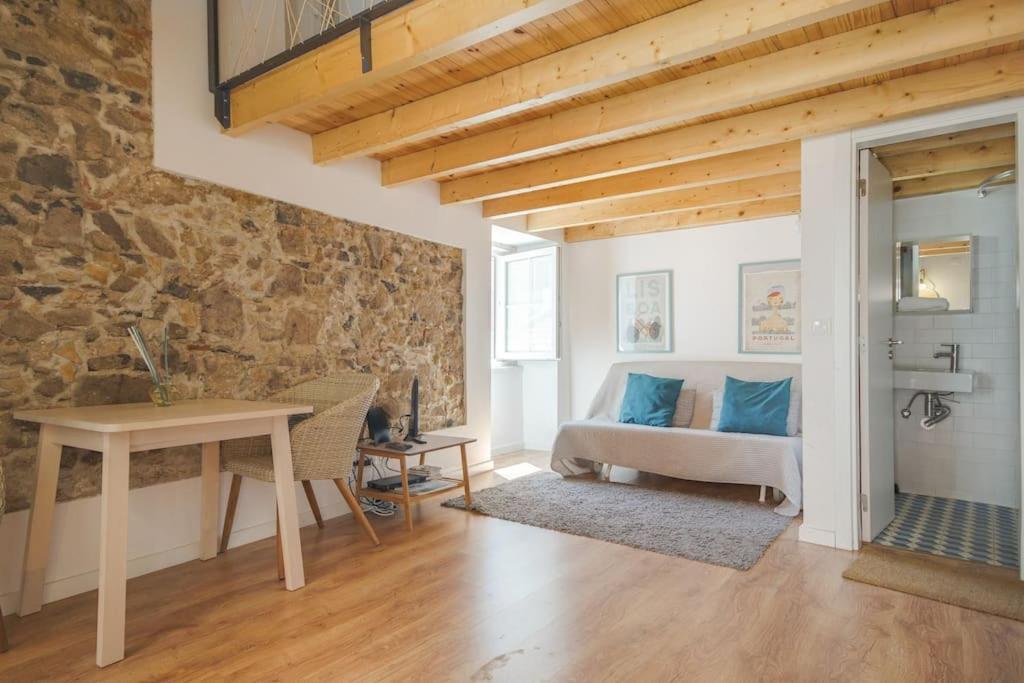 Classic Lisbon Homes: Bright & Central In Belem Eksteriør billede