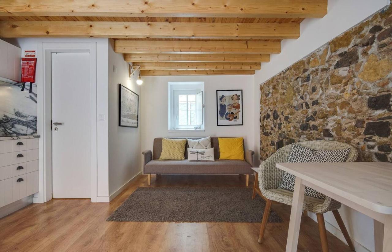 Classic Lisbon Homes: Bright & Central In Belem Eksteriør billede
