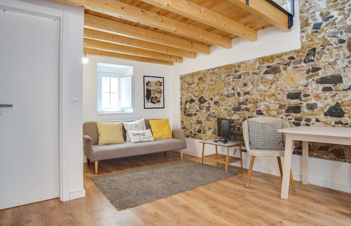 Classic Lisbon Homes: Bright & Central In Belem Eksteriør billede