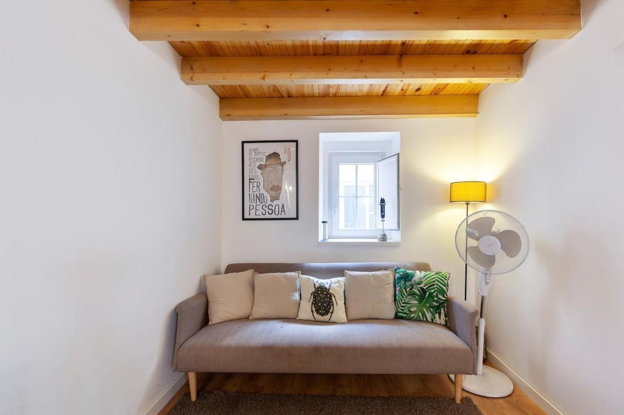 Classic Lisbon Homes: Bright & Central In Belem Eksteriør billede