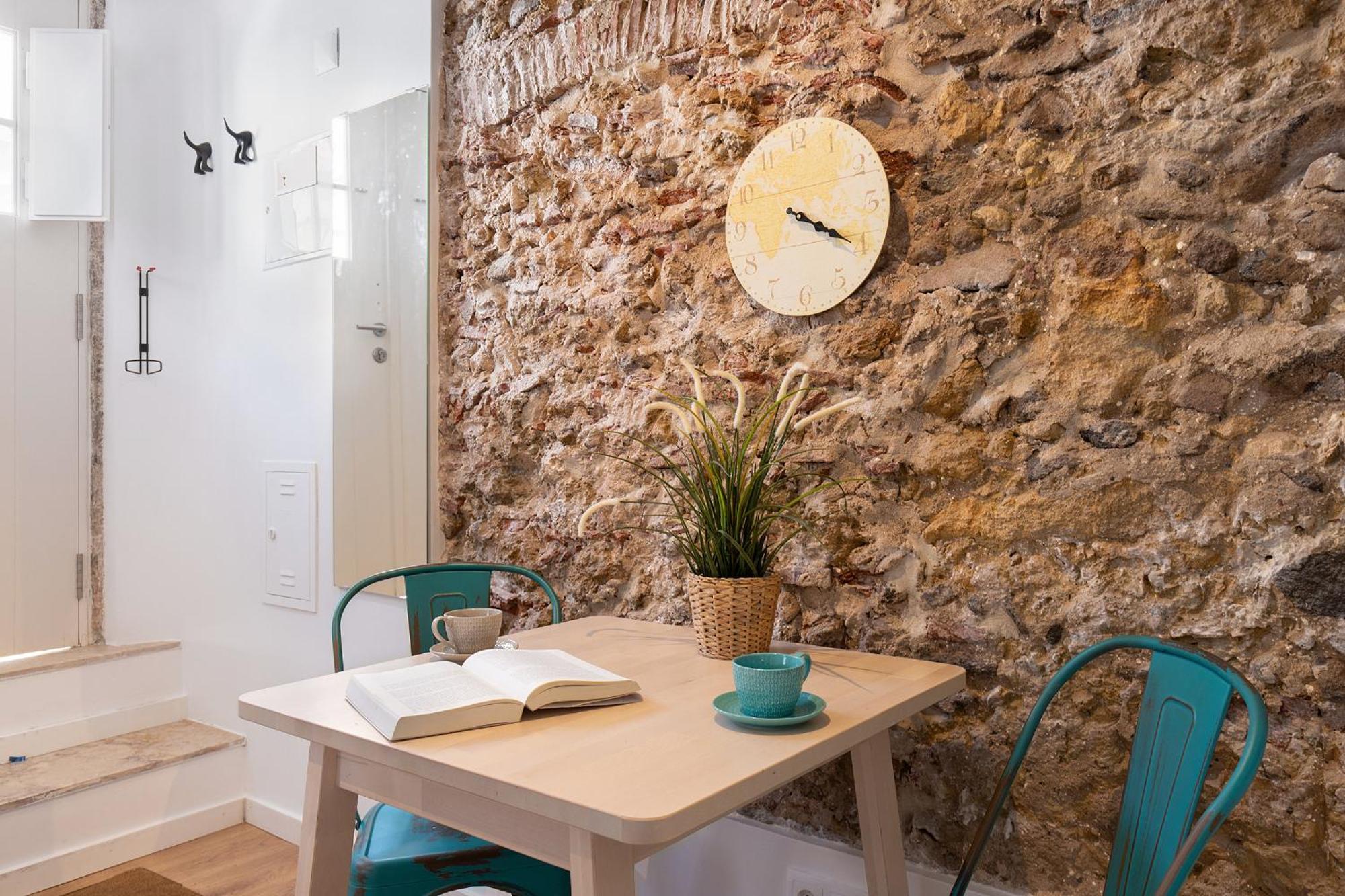Classic Lisbon Homes: Bright & Central In Belem Eksteriør billede